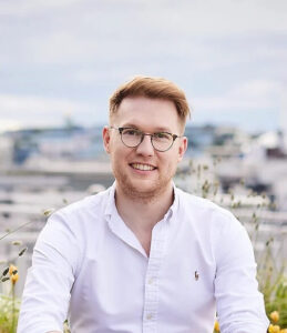 Phil Edmondson-Jones - Partner at Oxx